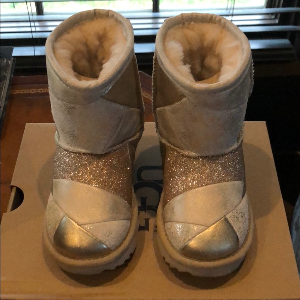 Toddler UGG classic short patchwork boots